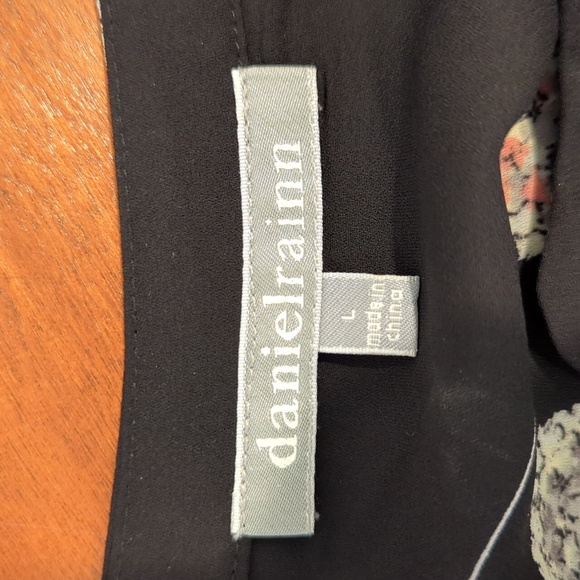 Danielrainn Black Floral Tunic L nwot - Picture 6 of 8